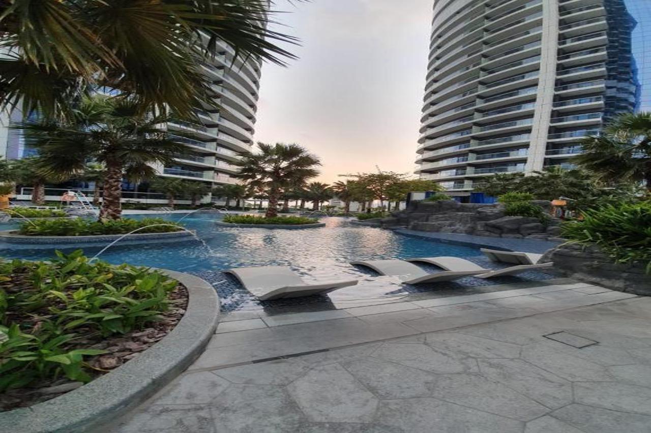 Damac Royale Damac Towers Aparthotel Dubai Exteriör bild