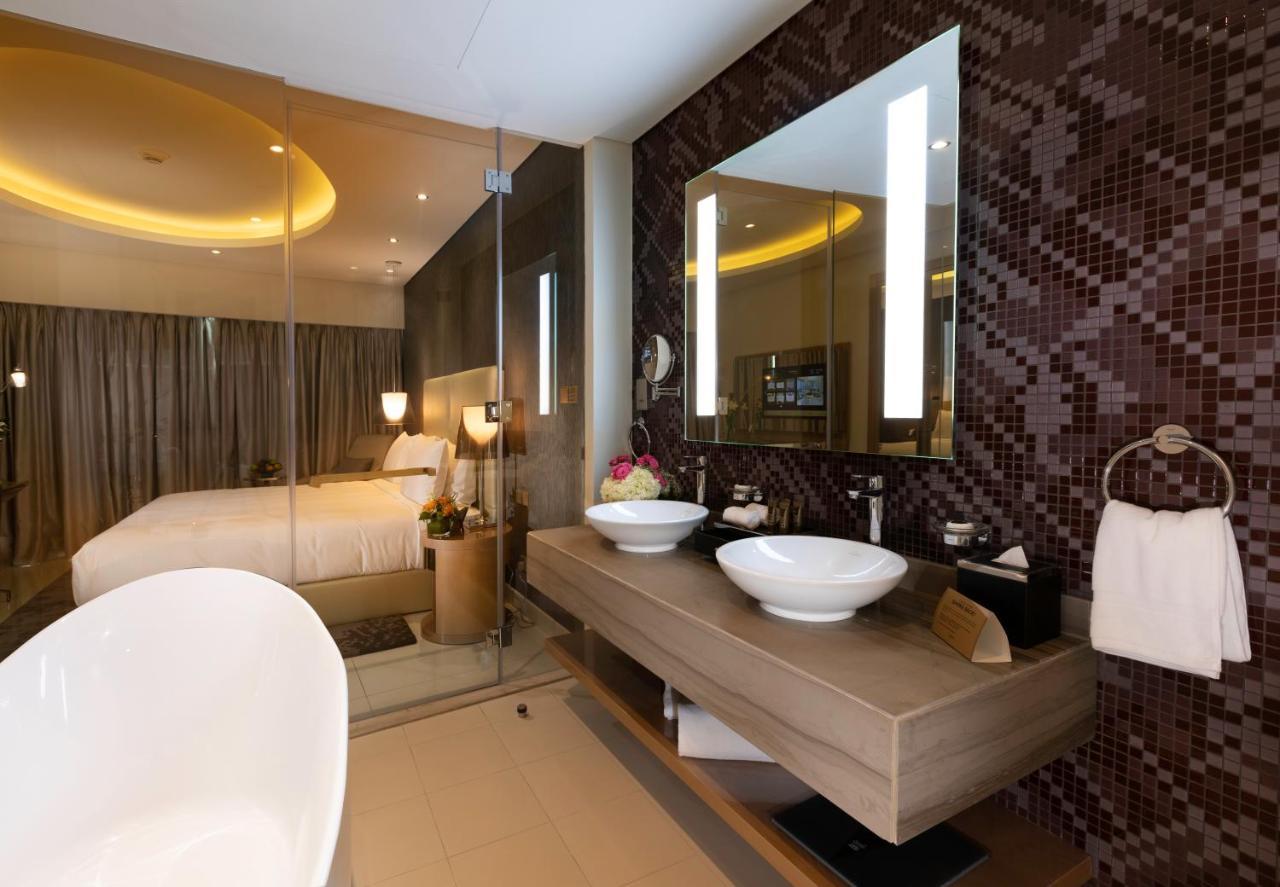Damac Royale Damac Towers Aparthotel Dubai Exteriör bild