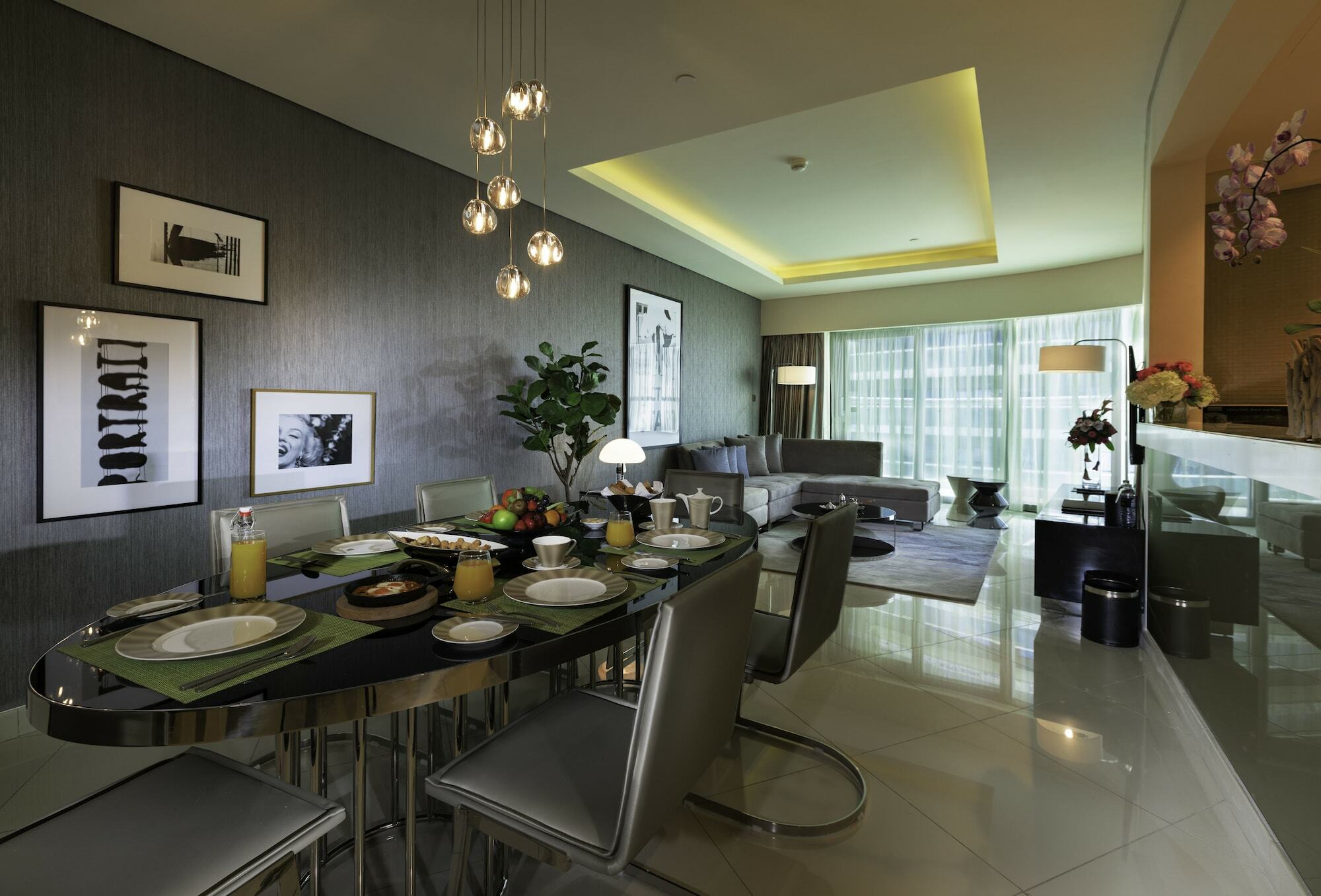 Damac Royale Damac Towers Aparthotel Dubai Exteriör bild